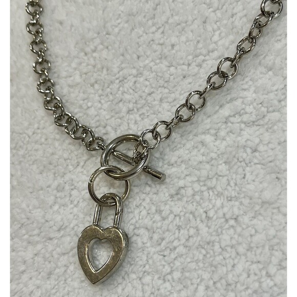 Fashion Pendant and Necklace Heart Shape Lock Designer Style Romance Feminine - Picture 6 of 8